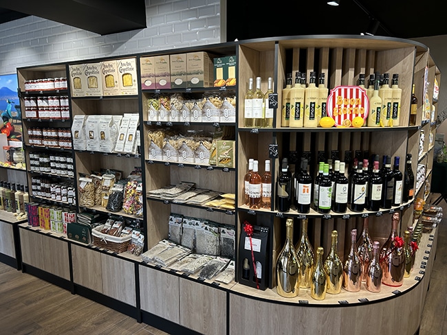 Des produits d’épicerie fine italienne étiquetés avec Edikio